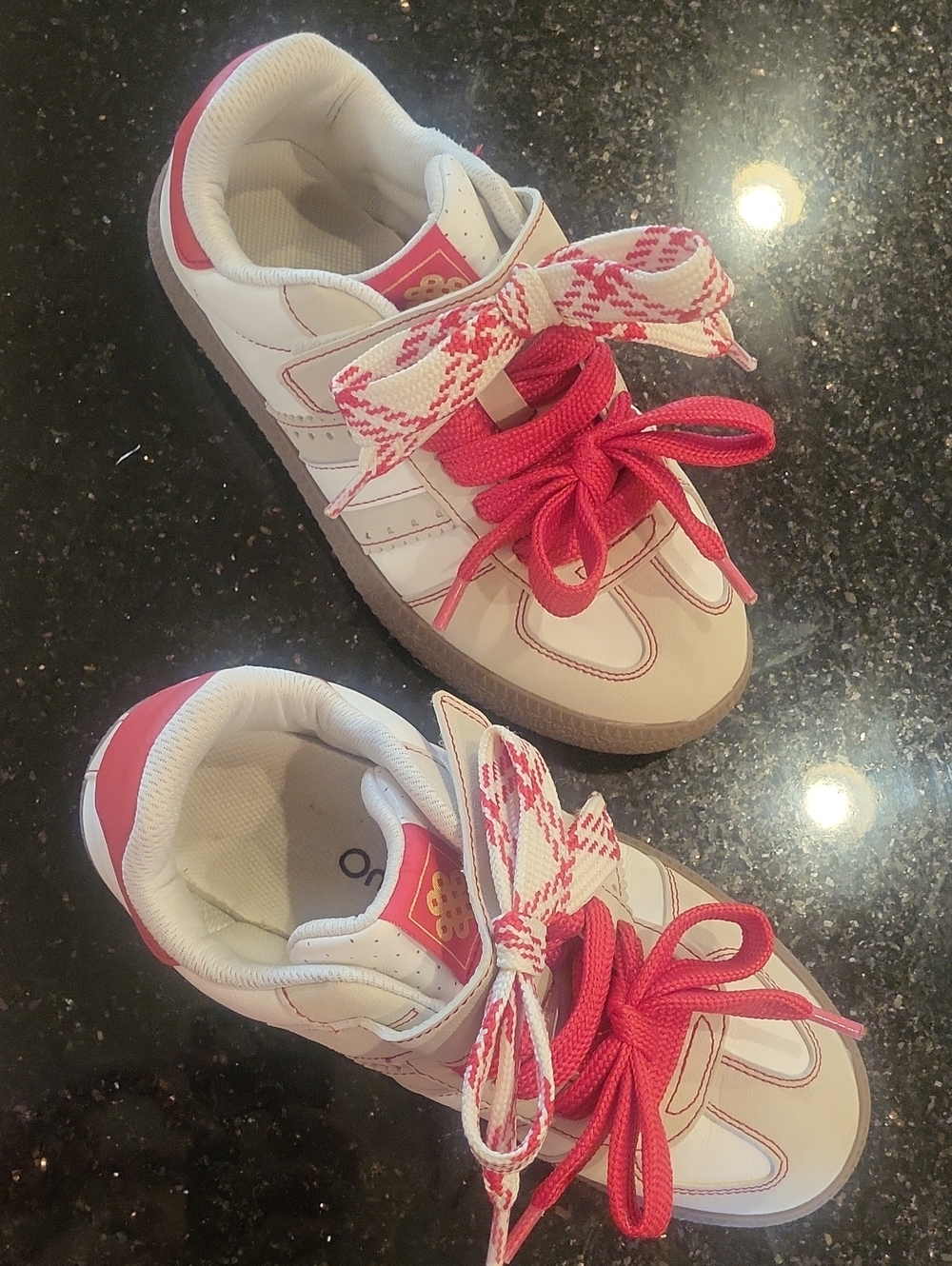 Kids White and Pink Fashion Sneakers with Patterned Bow Laces